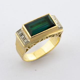 Ring aus Gelbgold mit Turmalin und Diamant, 1970er Jahre, Handarbeit