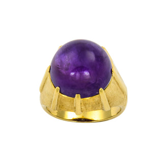 Ring aus Gelbgold mit Amethyst