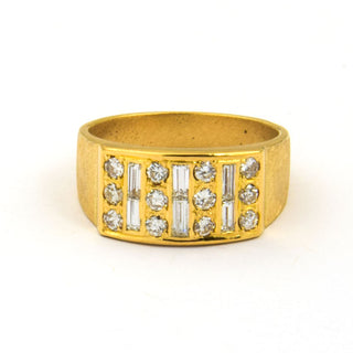 Diamantring aus Gelbgold mit Brillant