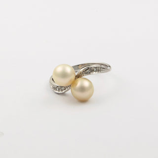 Vintage Perlenring aus Weißgold mit Diamant