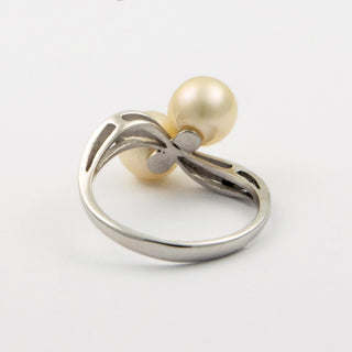 Vintage Perlenring aus Weißgold mit Diamant