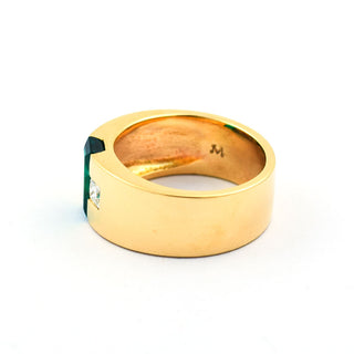Smaragdring aus Gelbgold mit Diamant