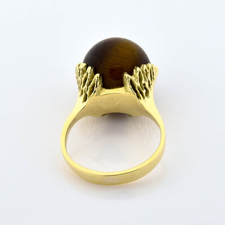 Ring aus Gelbgold mit Tigerauge