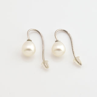 Perlenohrhänger aus Silber