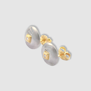 Bi-Color-Ohrschmuck der Marke Oeding-Erdel mit Gelbgold.