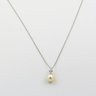 Kette mit Anhänger aus 750 Weißgold mit Perle und Brillant, nachhaltiger second hand Schmuck perfekt aufgearbeitet
