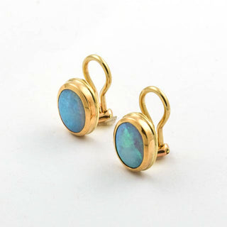 Ohrclips aus 585 Gelbgold mit Opal, nachhaltiger second hand Schmuck perfekt aufgearbeitet