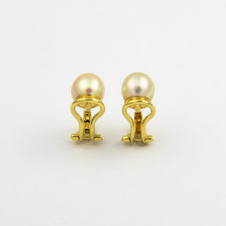 Ohrclips aus 585 Gelbgold mit Perle, nachhaltiger second hand Schmuck perfekt aufgearbeitet