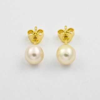 Perlohrstecker aus 585 Gelbgold, nachhaltiger second hand Schmuck perfekt aufgearbeitet