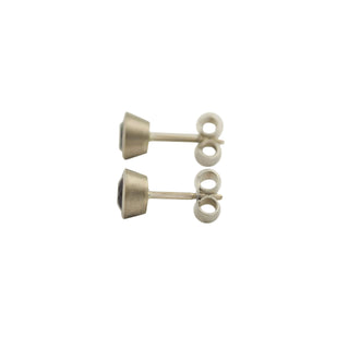 Ohrstecker aus 585 Weißgold mit Amethyst, nachhaltiger second hand Schmuck perfekt aufgearbeitet