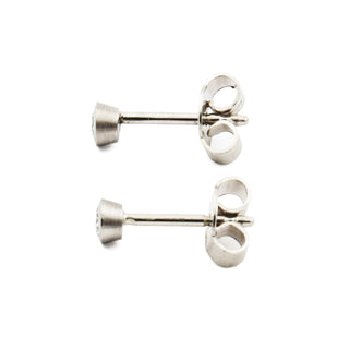 Brillantohrstecker aus 585 Weißgold , nachhaltiger second hand Schmuck perfekt aufgearbeitet