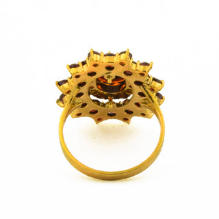 Ring aus 333 Gelbgold mit Granat, nachhaltiger second hand Schmuck perfekt aufgearbeitet