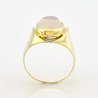 Ring aus 585 Gelbgold mit Mondstein, nachhaltiger second hand Schmuck perfekt aufgearbeitet