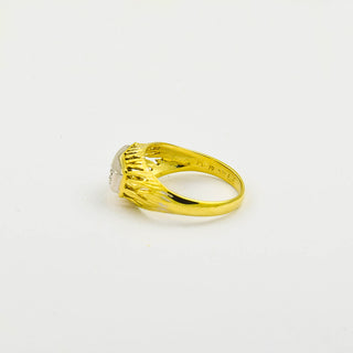 Diamantring aus 585 Gelb- und Weißgold, nachhaltiger second hand Schmuck perfekt aufgearbeitet