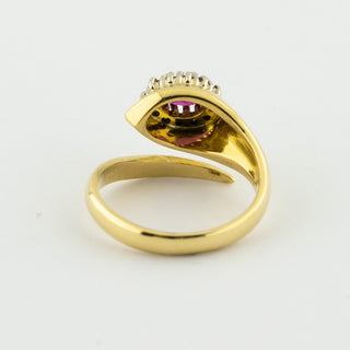 Rubinring aus 750 Gelb- und Weißgold mit Diamant, nachhaltiger second hand Schmuck perfekt aufgearbeitet
