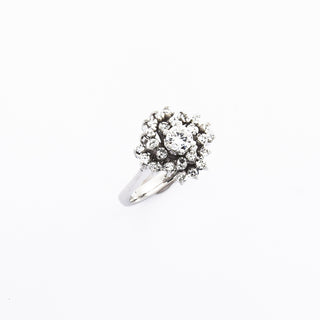 Ring aus 750 Weißgold mit Brillant und Diamant, nachhaltiger second hand Schmuck perfekt aufgearbeitet
