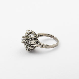 Ring aus 585 Weißgold mit Brillant, nachhaltiger second hand Schmuck perfekt aufgearbeitet