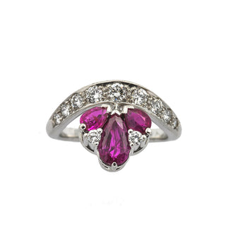 Rubinring aus 585 Weißgold mit Brillant, nachhaltiger second hand Schmuck perfekt aufgearbeitet