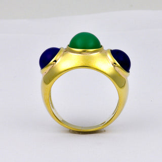 Ring aus Gelbgold mit Lapislazuli und Chrysopras