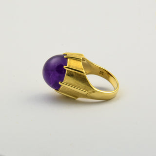 Ring aus Gelbgold mit Amethyst