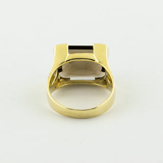 Ring aus Gelbgold mit Rauchquarz