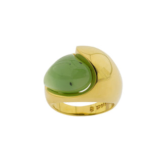 Ring aus Gelbgold mit Jade