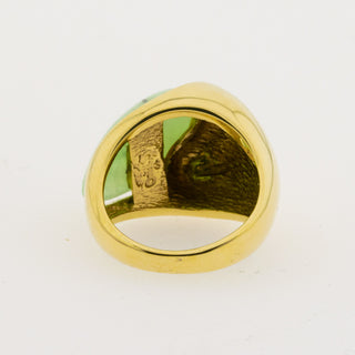 Ring aus Gelbgold mit Jade