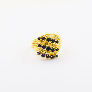 Ring aus Gelbgold mit Saphir und Diamant