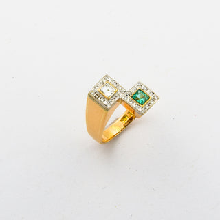 Ring aus Gelb- und Weißgold mit Smaragd und Diamant