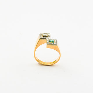 Ring aus Gelb- und Weißgold mit Smaragd und Diamant