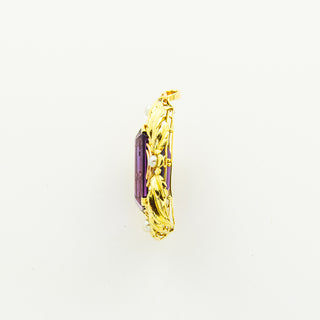 Anhänger aus Gelbgold mit Amethyst und Perle