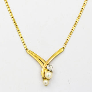 Perlencollier aus Gelbgold mit Diamant