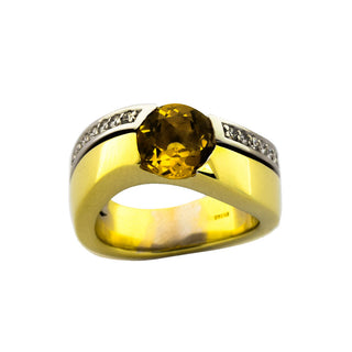 Ring aus Gelb- und Weißgold mit Citrin und Brillant