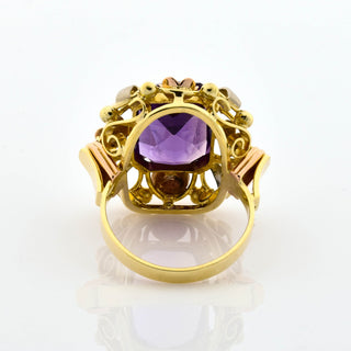 Ring aus Gelb-, Rot- und Weißgold mit Amethyst