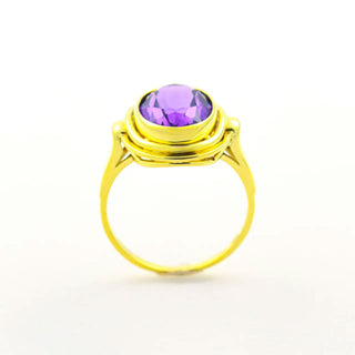 Ring aus Gelbgold mit Amethyst