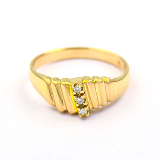 Diamantring aus Gelbgold