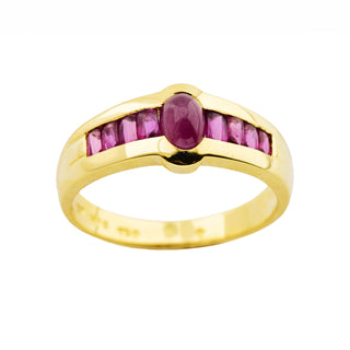 Rubinring aus Gelbgold