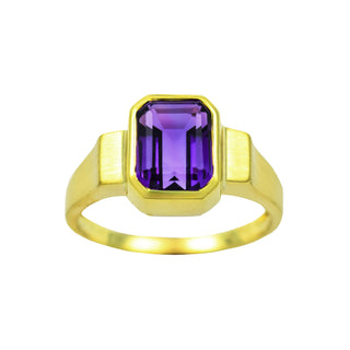 Ring aus Gelbgold mit Amethyst