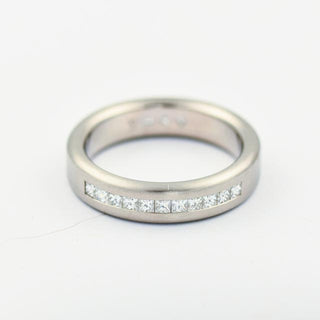 Millenniumring Henrich & Denzel Brillantring aus Platin mit Brillant