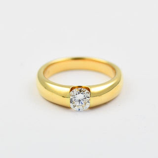 Brillantring aus Gelbgold