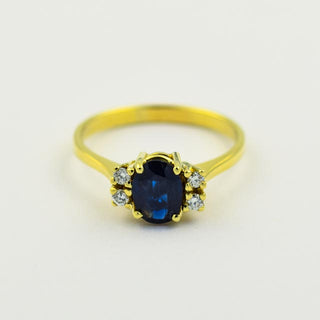 Saphirring aus Gelbgold mit Brillant