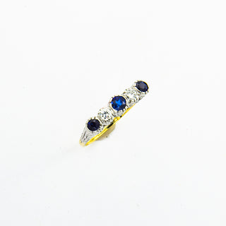 Ring aus 585 Gelb- und Weißgold mit Saphir und Brillant, nachhaltiger second hand Schmuck perfekt aufgearbeitet