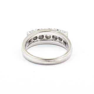 Brillantring aus 750 Weißgold, nachhaltiger second hand Schmuck perfekt aufgearbeitet