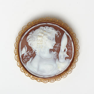 Anhänger/Brosche aus 750 Gelbgold mit Kamee/Gemme, nachhaltiger second hand Schmuck perfekt aufgearbeitet