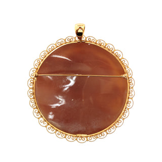 Anhänger/Brosche aus 750 Gelbgold mit Kamee/Gemme, nachhaltiger second hand Schmuck perfekt aufgearbeitet