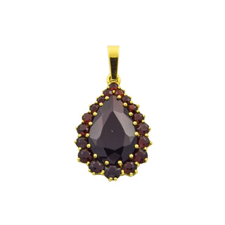 Anhänger aus 333 Gelbgold mit Granat, nachhaltiger second hand Schmuck perfekt aufgearbeitet