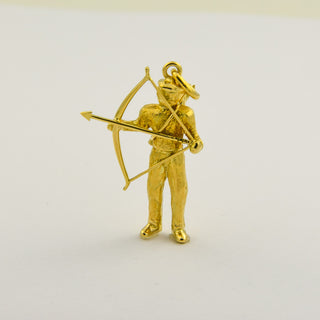 Anhänger Bogenschütze aus 585 Gelbgold, nachhaltiger second hand Schmuck perfekt aufgearbeitet