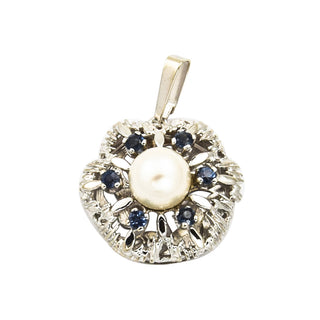 Anhänger aus 585 Weißgold mit Perle und Saphir, nachhaltiger second hand Schmuck perfekt aufgearbeitet
