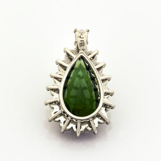 Anhänger aus 750 Weißgold mit Turmalin und Diamant, nachhaltiger second hand Schmuck perfekt aufgearbeitet