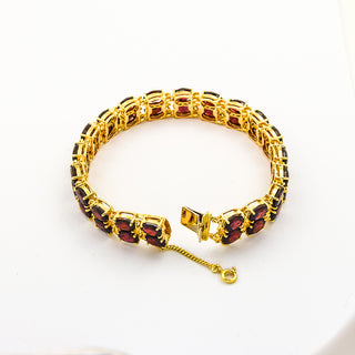 Armband aus 585 Gelbgold mit Granat, nachhaltiger second hand Schmuck perfekt aufgearbeitet